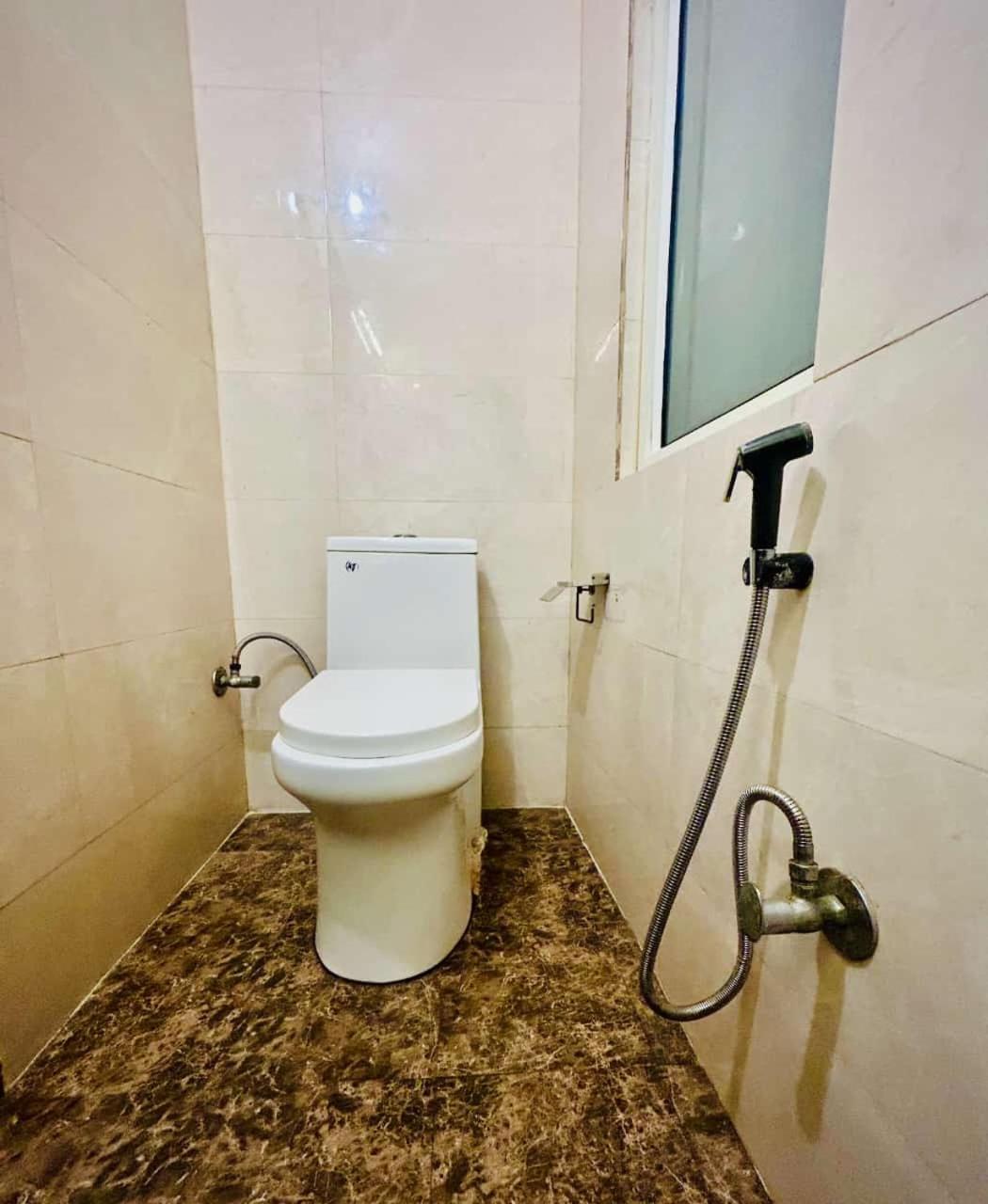 Hotel Airport City New Delhi Exterior photo